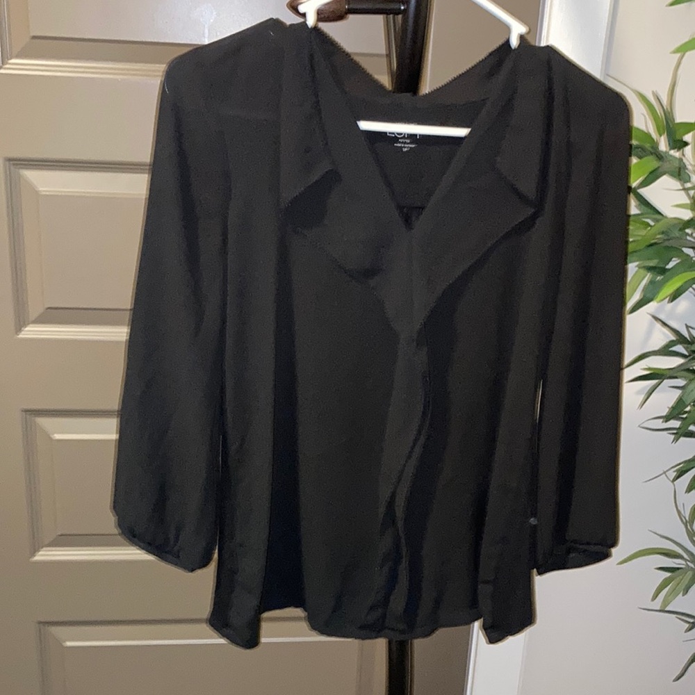 ⭐️loft flowy blouse⭐️